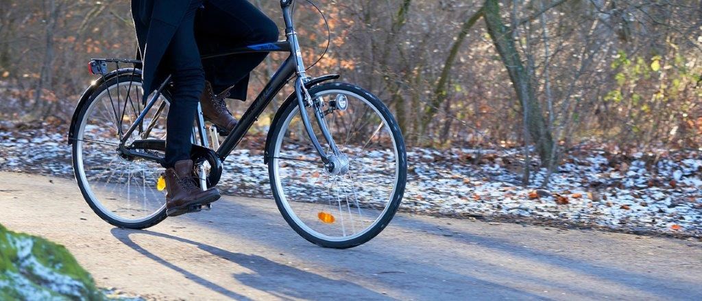 Flere cykelulykker om vinteren: Sådan sender du børnene sikkert afsted