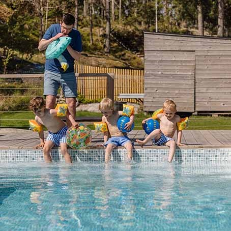 Køl dig af med din egen pool - læs mere