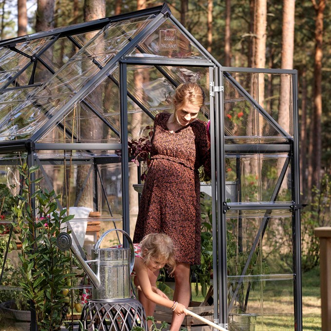 How to Assemble Your Greenhouse