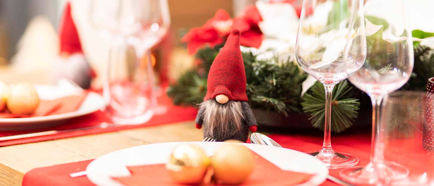 Fill your home with Santas – indoors and outdoors!